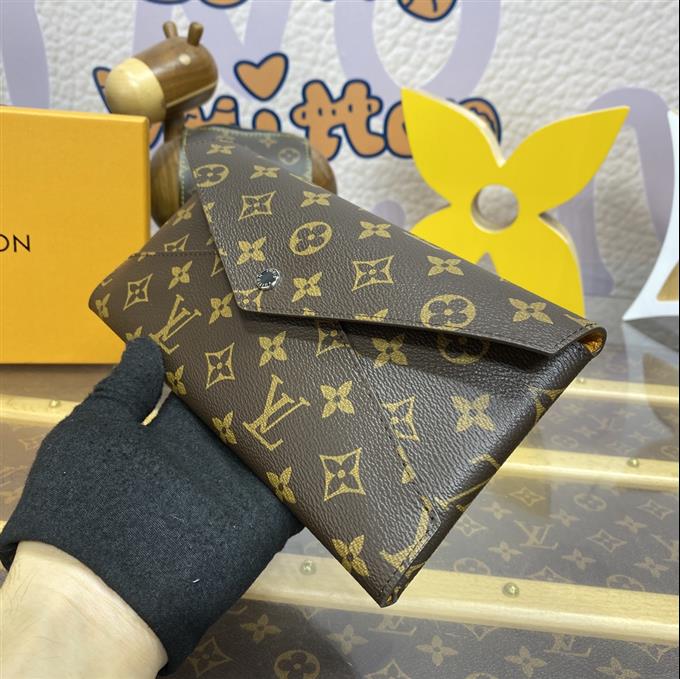 2025224M12359104623102