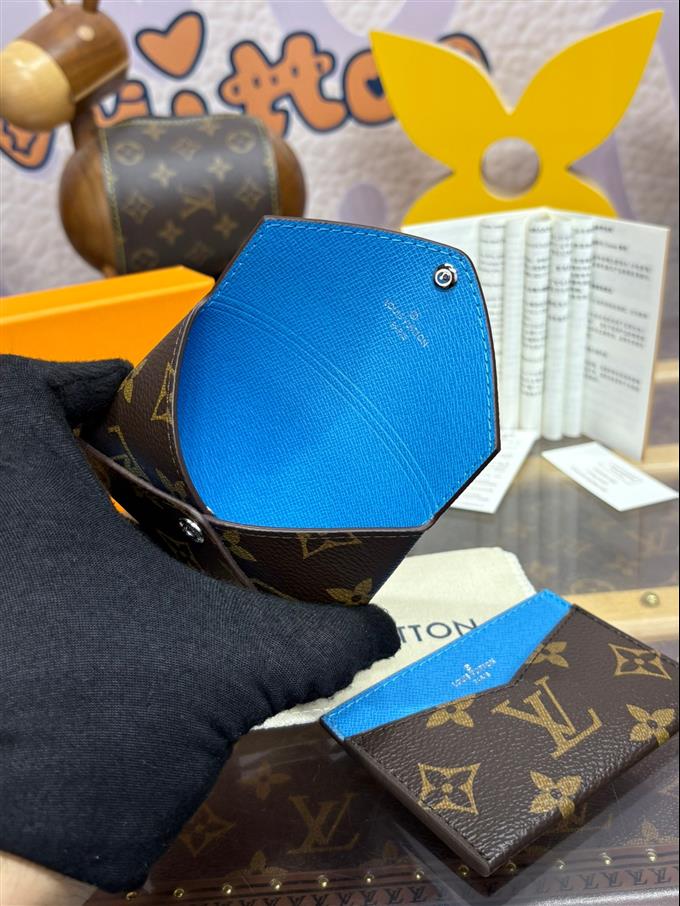 2025224M12359104623351