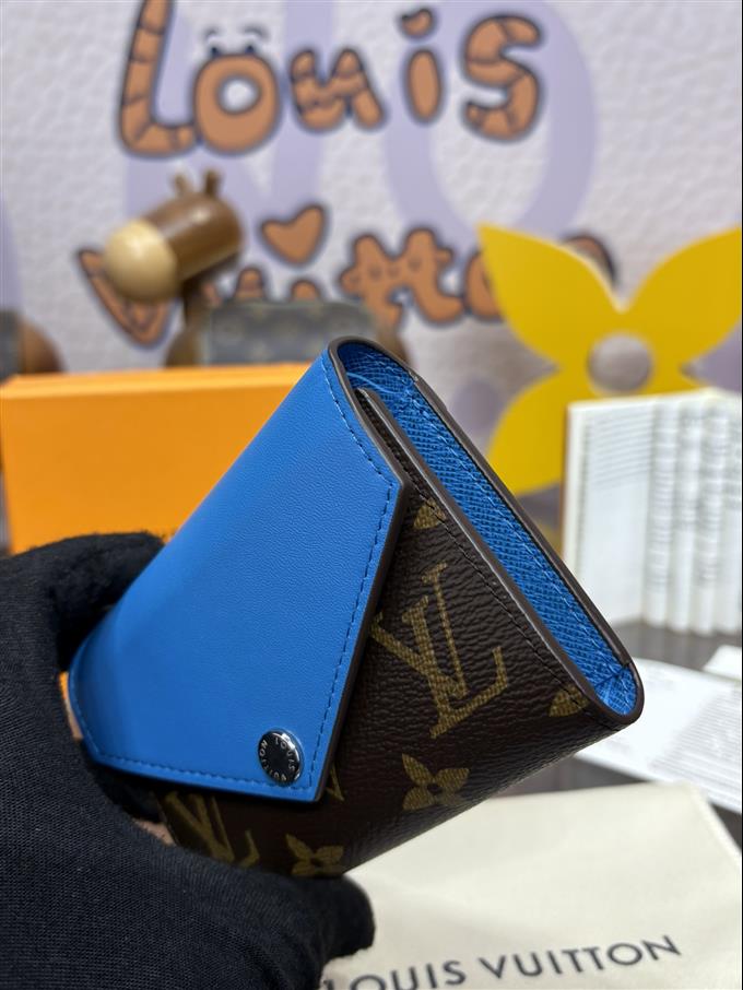 2025224M12390104444239