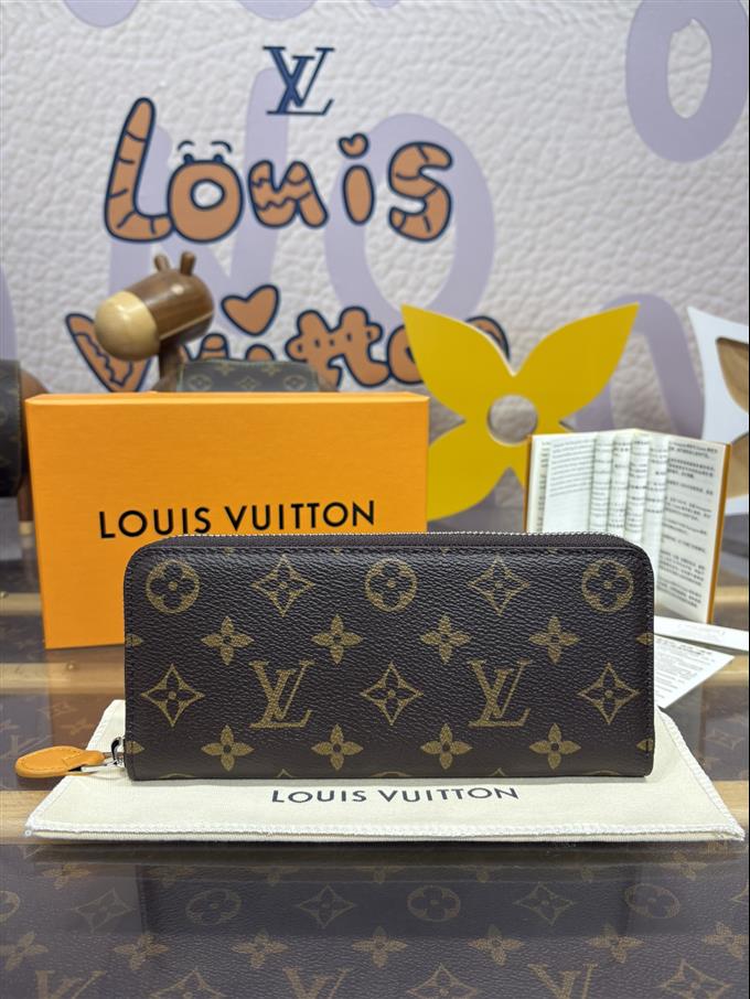 2025224M12393104444333