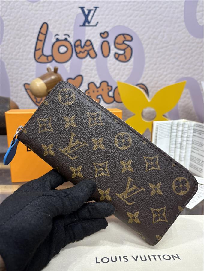 2025224M12393104444615