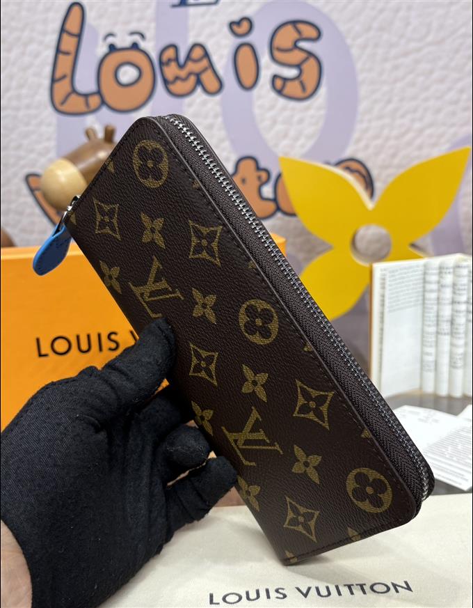 2025224M12393104444630