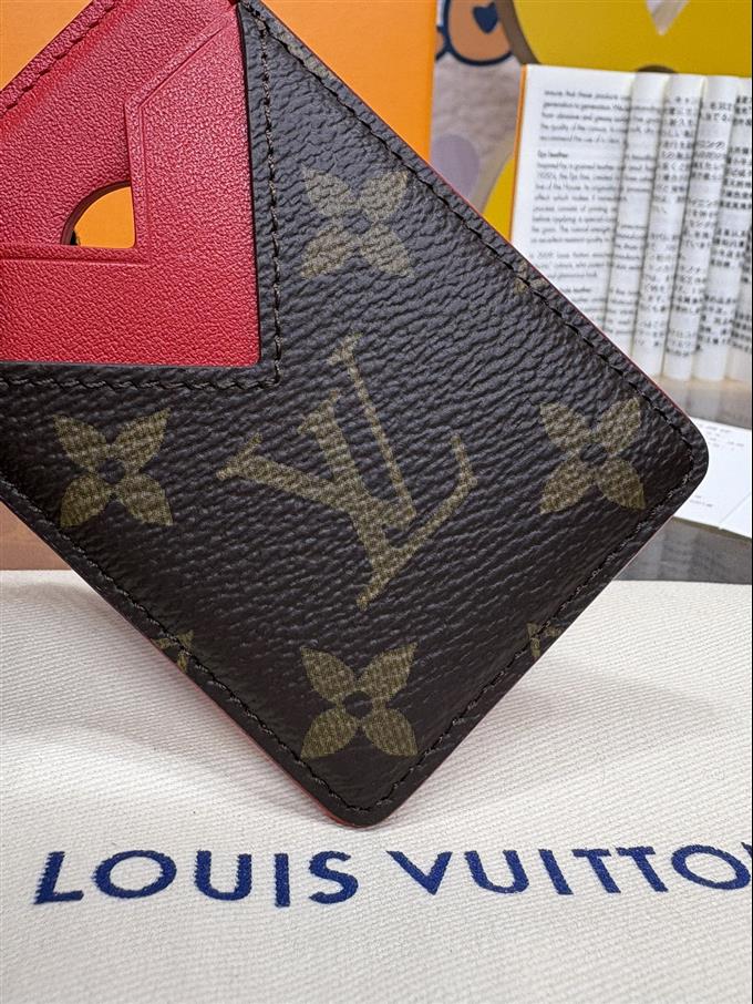 2025224M12602104538704