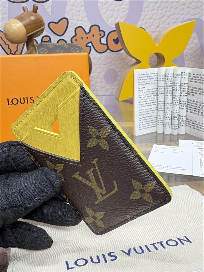 2025224M12602104539295