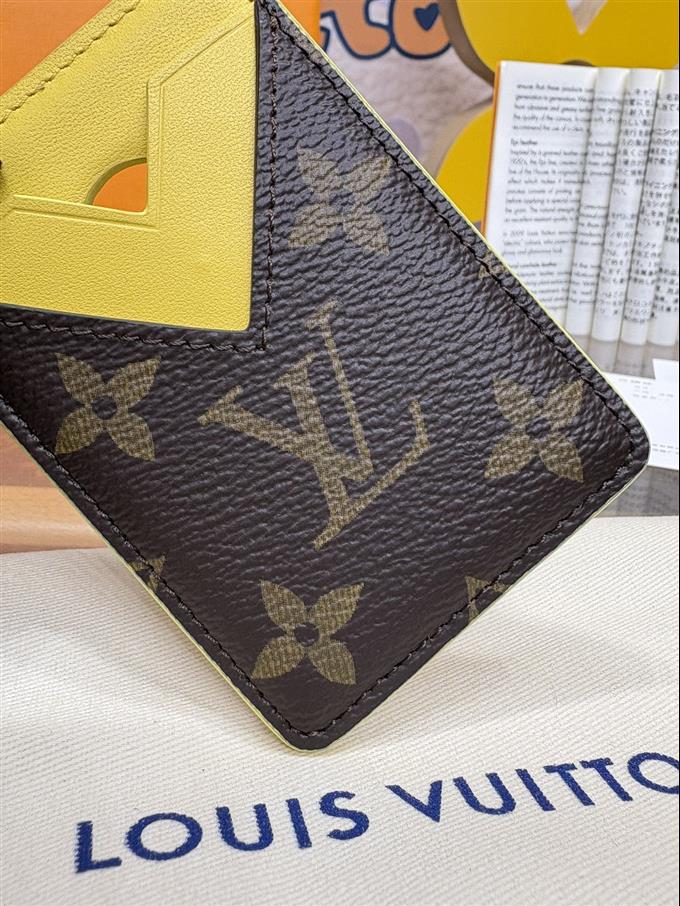 2025224M12602104539327