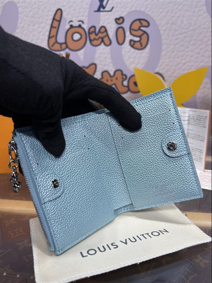 2025224M12674104518268