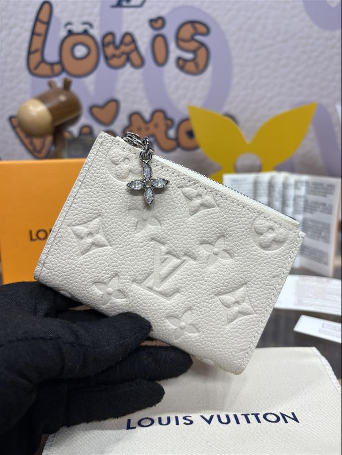 2025224M12674104717766