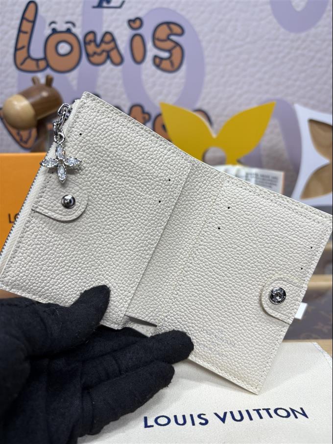 2025224M12674104717830