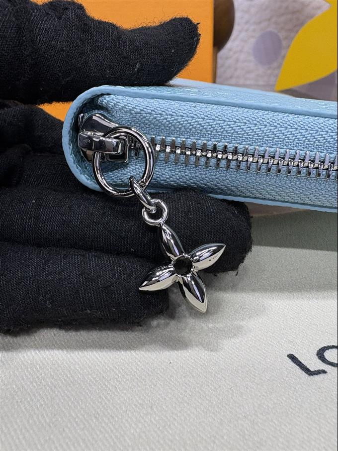 2025224M12680104444909