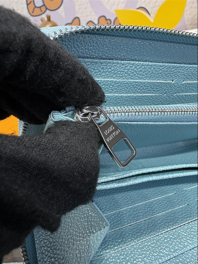 2025224M12680104444925