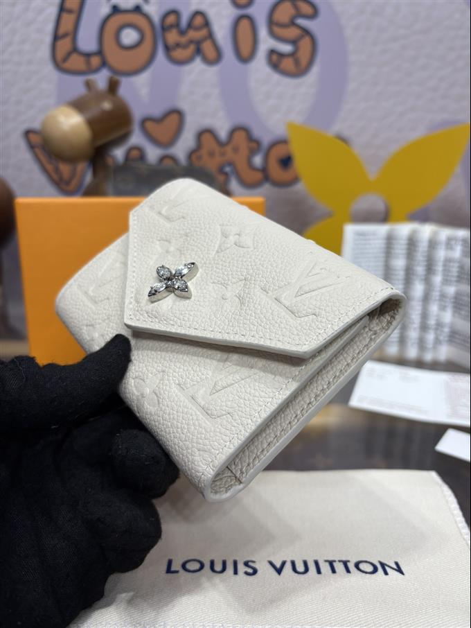 2025224M12746104718477