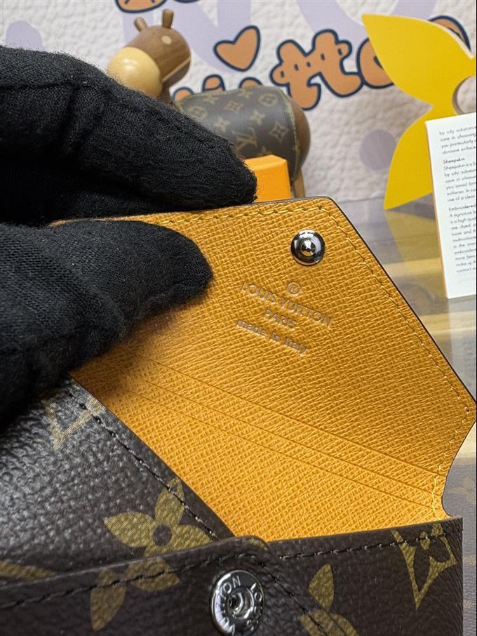 2025224M12884104539818