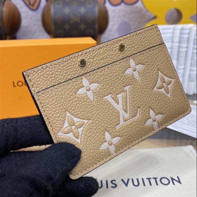 2025224M6917121755868