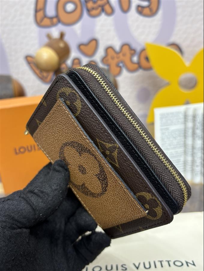 2025224M81461105247239