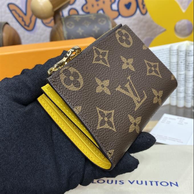 2025224M82381105247661