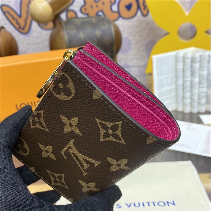 2025224M82381105247805