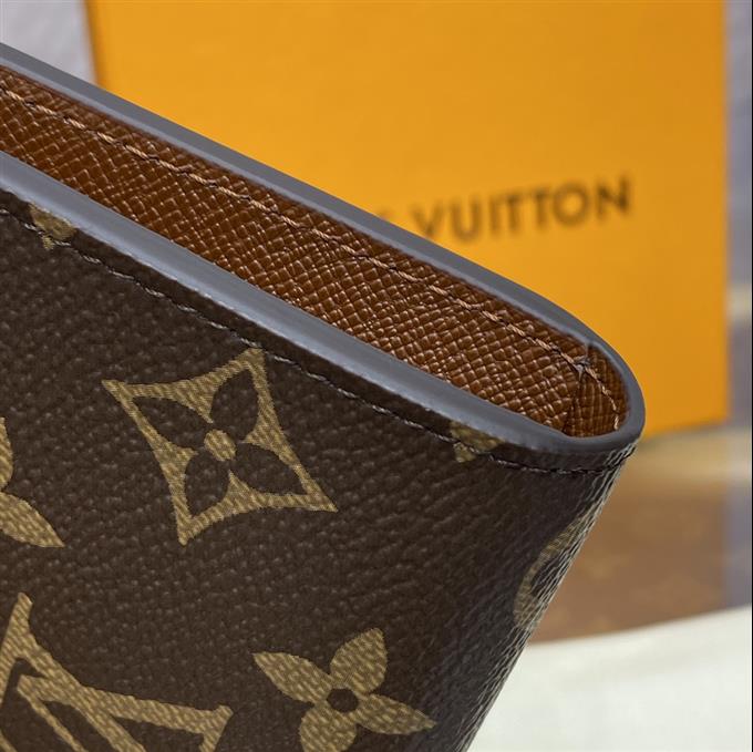 2025224M83476105248420