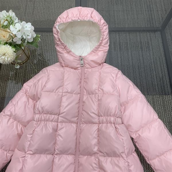 2024322133526374370400