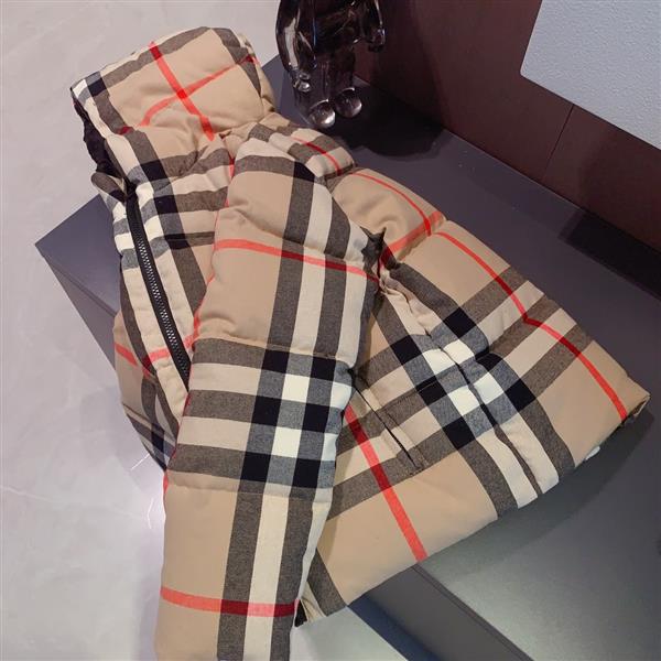 2024322111756305370400