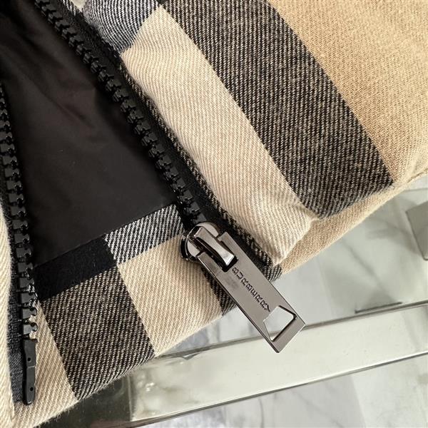 2024322111756446370400