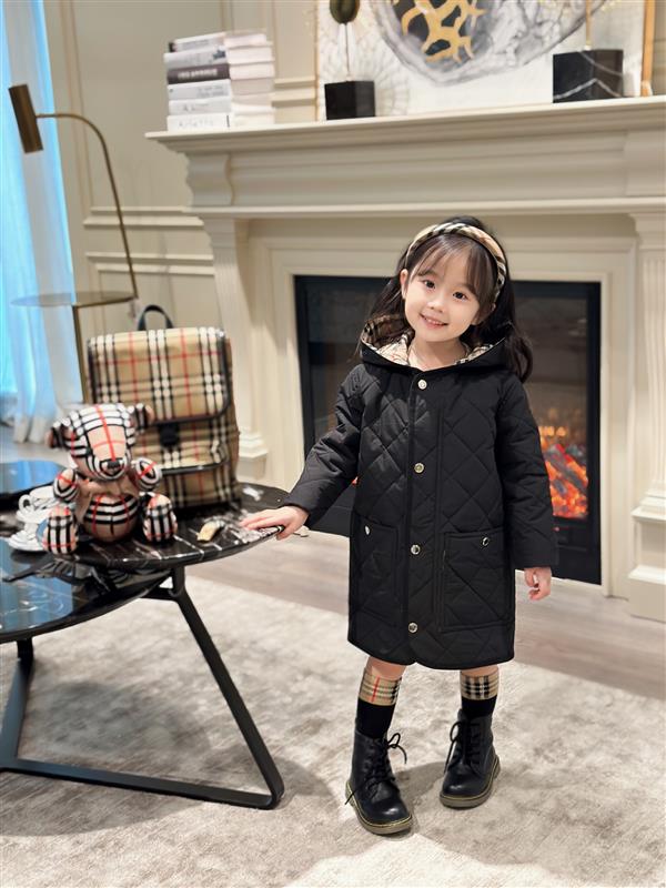 2024322111756694240260