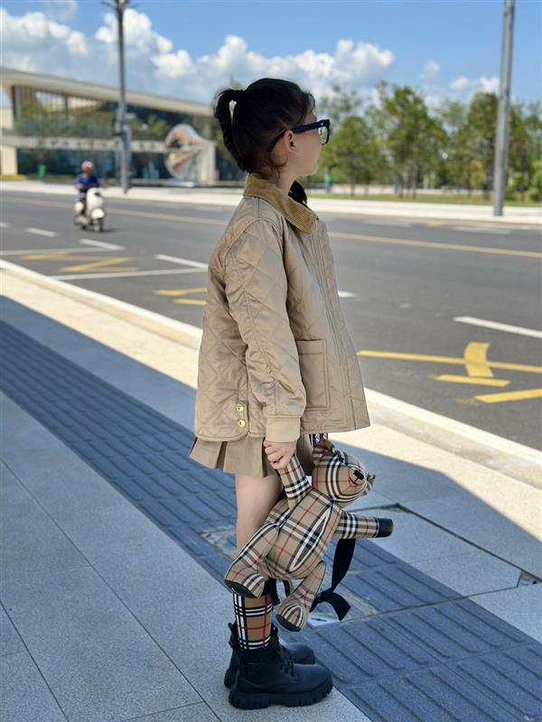 2024322111826953240260