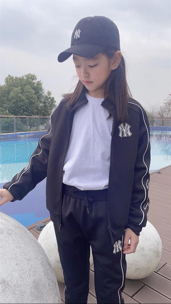 2024322145526688260280