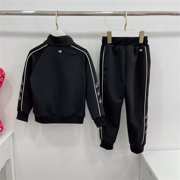 2024322145526846260280