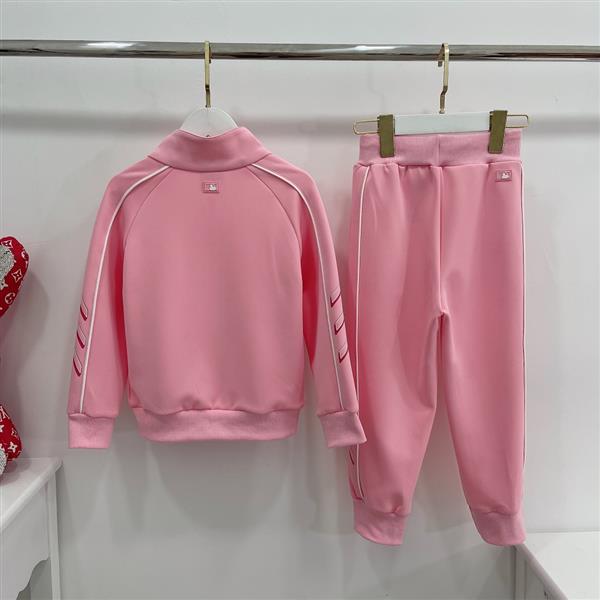 2024322145527134260280