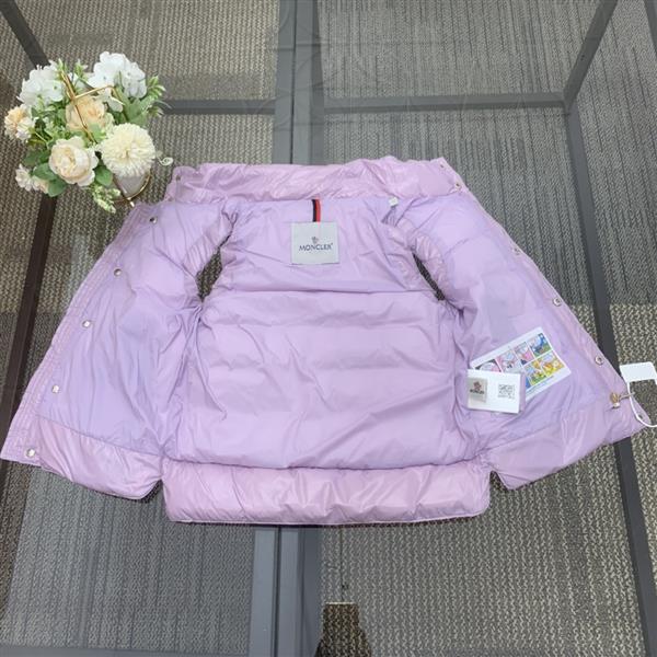 2024322133428438270300