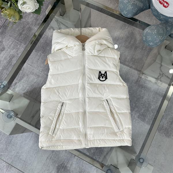 2024322133442435300330