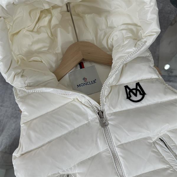 2024322133442704300330