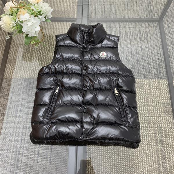 2024322133443298270300