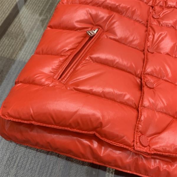 2024322133443375270300