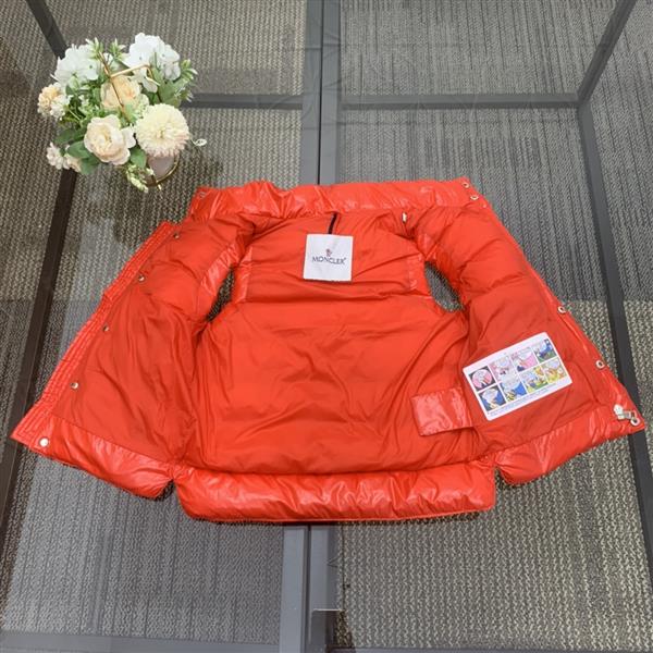 2024322133443391270300