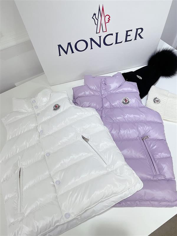 2024322133444318270300