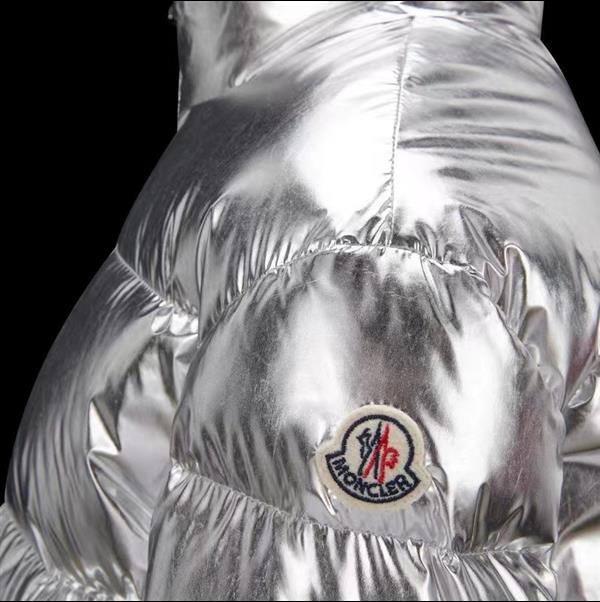 2024322133446938380410