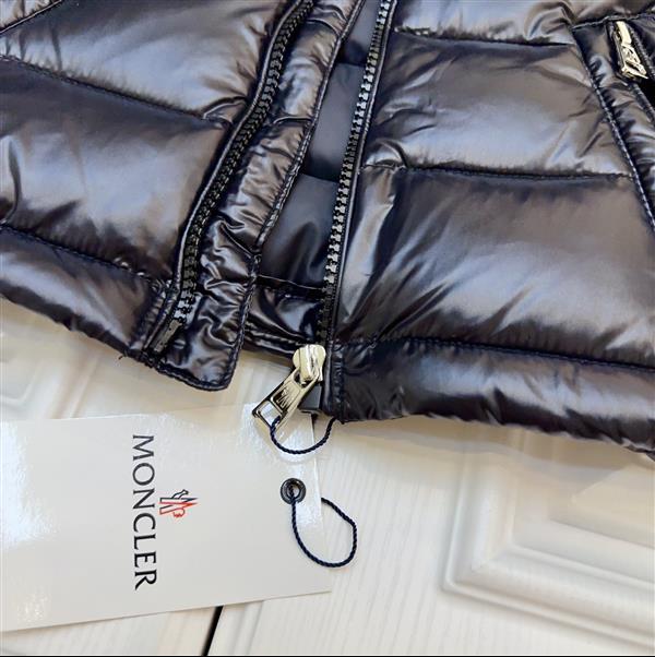 2024322133447925300330