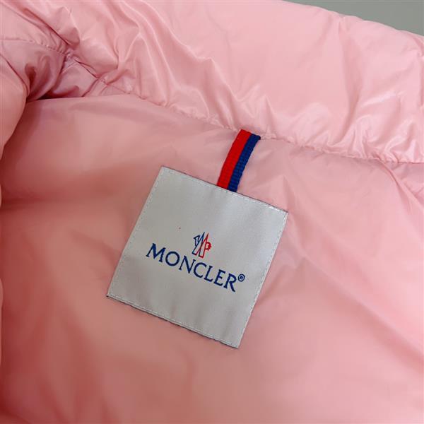 2024322133449483290320